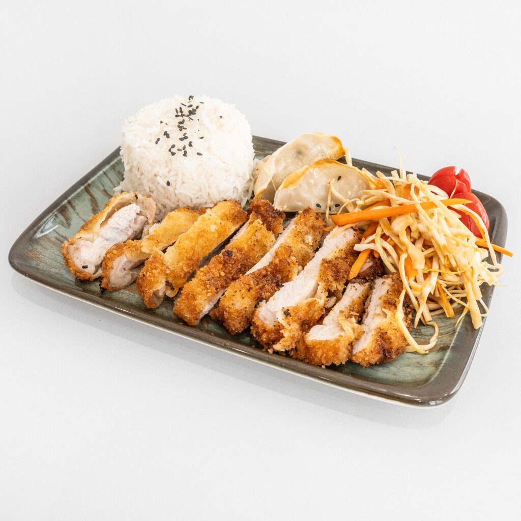 photoshoot_for_doncatsu_chiken_katsu_550x440