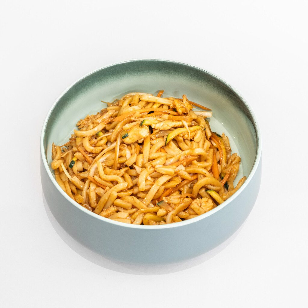 photoshoot_for_doncatsu_yakisoba_vegetal_550x440